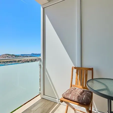 Tarik Apartament *